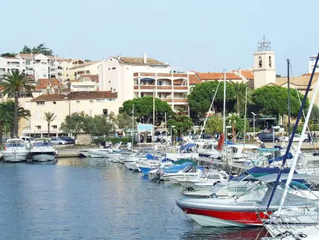 Studio lumineux, terrasse vue mer - 4 pers., Appartement 4 personnes à Sainte Maxime : photo 17