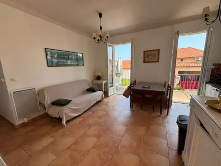 Villa avec piscine privée et jardin à Sainte-Maxime, proche plage : photo 5