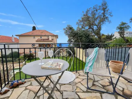 Villa avec piscine privée et jardin à Sainte-Maxime, proche plage : photo 17