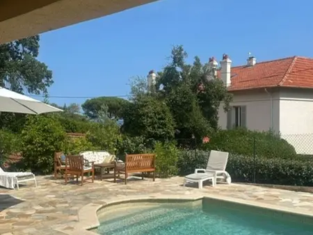 Villa avec piscine privée et jardin à Sainte-Maxime, proche plage : photo 19
