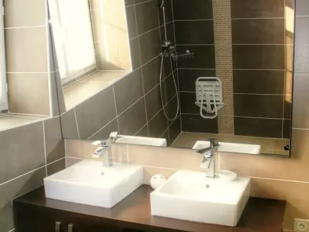 Gîte de charme avec sauna, piscine chauffée et équipements haut de gamme en Touraine - Photo 9