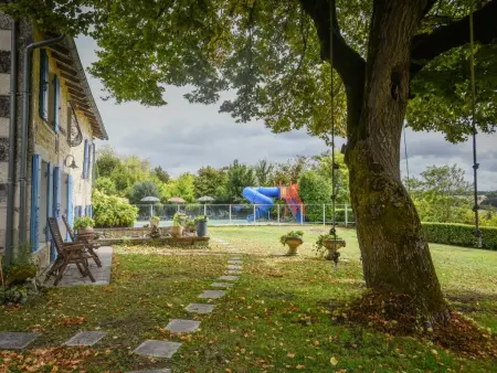 Maison Maswari à Lusignac : 2 maisons, piscine chauffée : photo 32