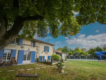 Maison Maswari à Lusignac : 2 maisons, piscine chauffée : photo 34
