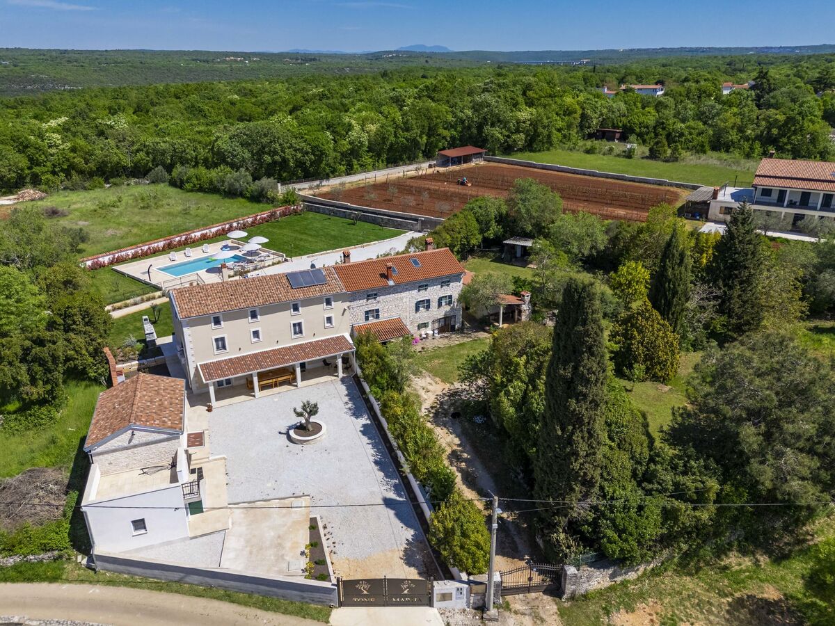 Tone i Maria – Maison 5 chambres avec piscine privée - Photo 5