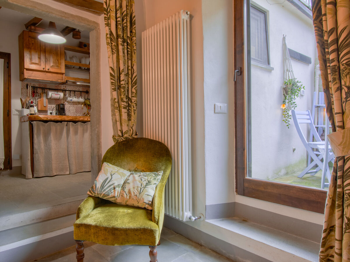Cia, petit appartement romantique du 13e siècle - Photo 5