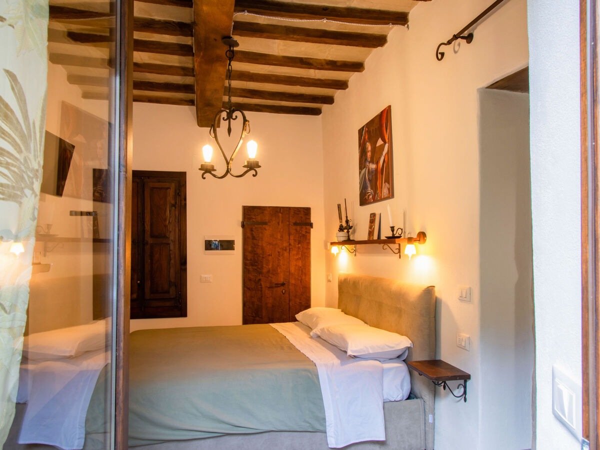 Cia, petit appartement romantique du 13e siècle - Photo 6