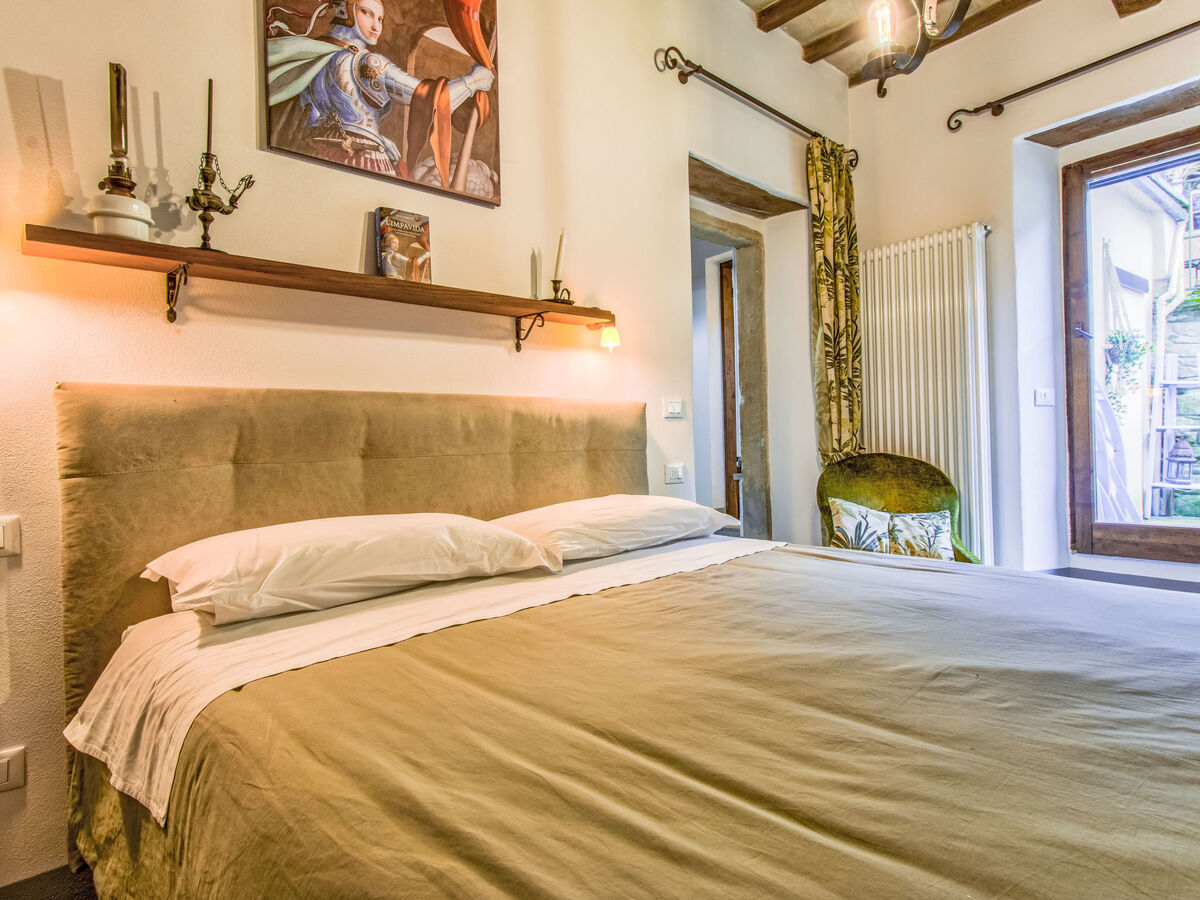 Cia, petit appartement romantique du 13e siècle - Photo 8