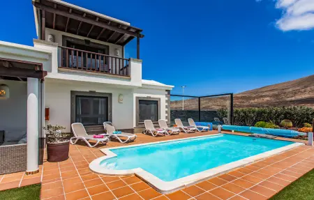 Maison Vistas al Mar : piscine chauffée et vue mer : photo 7