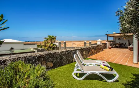 Maison Vistas al Mar : piscine chauffée et vue mer : photo 16