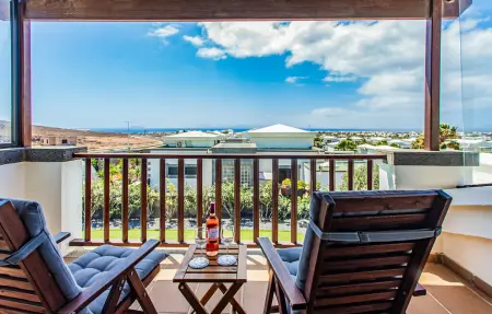 Maison Vistas al Mar : piscine chauffée et vue mer : photo 18