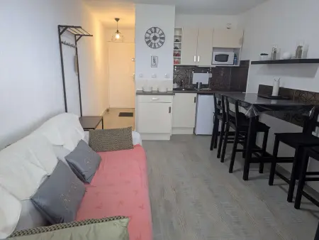 Studio rénové avec parking privé à Marseillan-Plage : photo 2