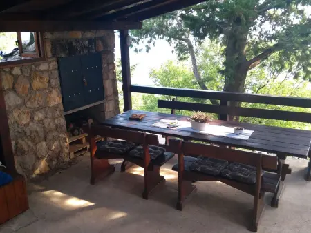 Location maison à Starigrad Paklenica, mit Pool in Lukovo Sugarje