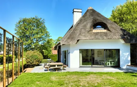 Maison au toit de chaume 10 pers., jardin 776 m² : photo 8