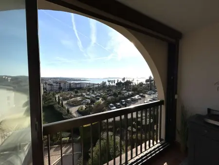 Appartement vue mer et port à Six-Fours-les-Plages : photo 9