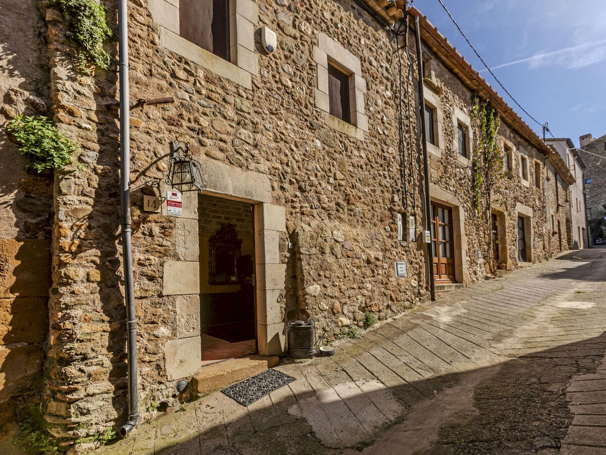 Villa en pierre Balcó de l'Empordà, vue panoramique - Photo 1