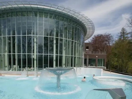 Maison avec sauna et bain à bulles privés à Coo, au bord de la rivière : photo 39