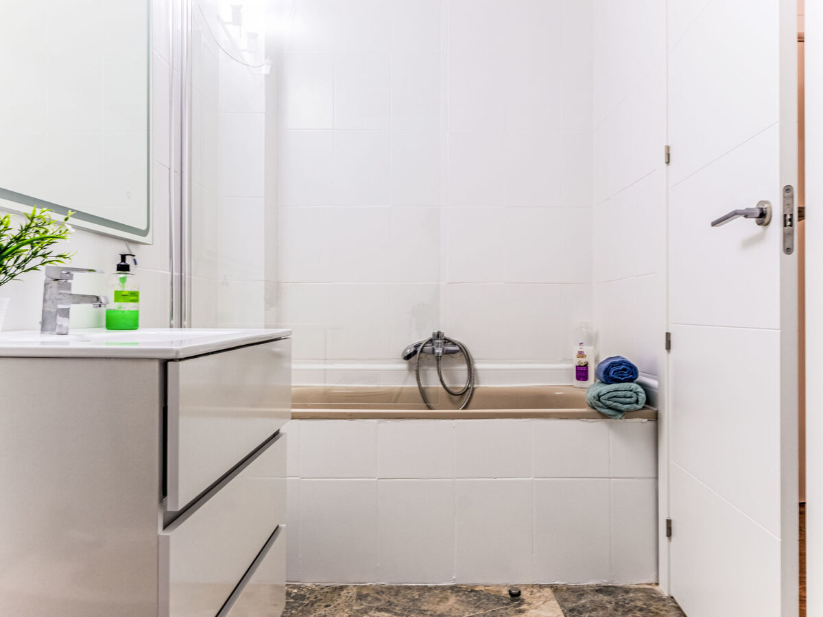 Cala Dorada, apt 40 m² à 200 m de la plage - Photo 17