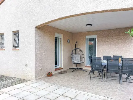 Villa Brouilla : 4 chambres, piscine privée et jardin : photo 8