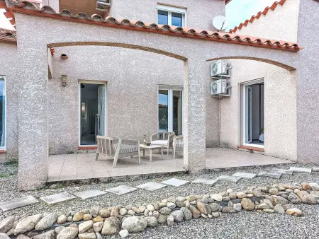 Villa Brouilla : 4 chambres, piscine privée et jardin : photo 14