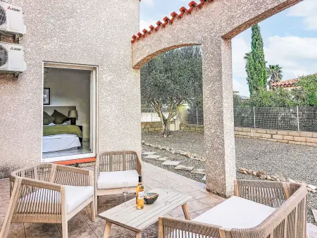 Villa Brouilla : 4 chambres, piscine privée et jardin : photo 19