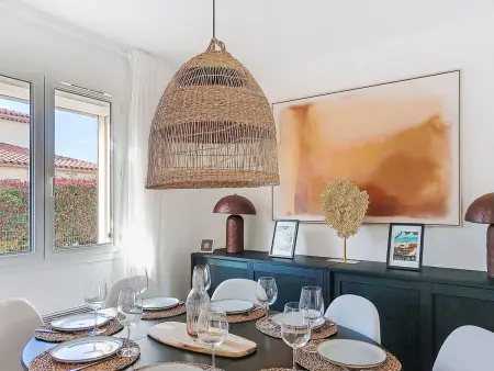 Villa Brouilla : 4 chambres, piscine privée et jardin : photo 23