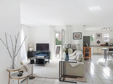 Villa Brouilla : 4 chambres, piscine privée et jardin : photo 25