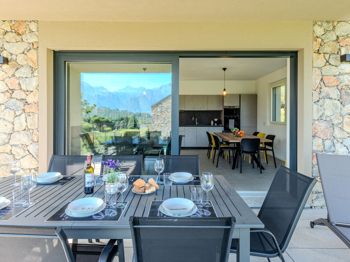 Villa La Serena à Colico, 5 chambres avec piscine - Photo 7