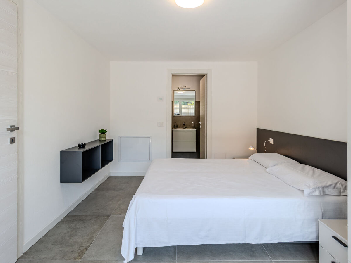Villa La Serena à Colico, 5 chambres avec piscine - Photo 17