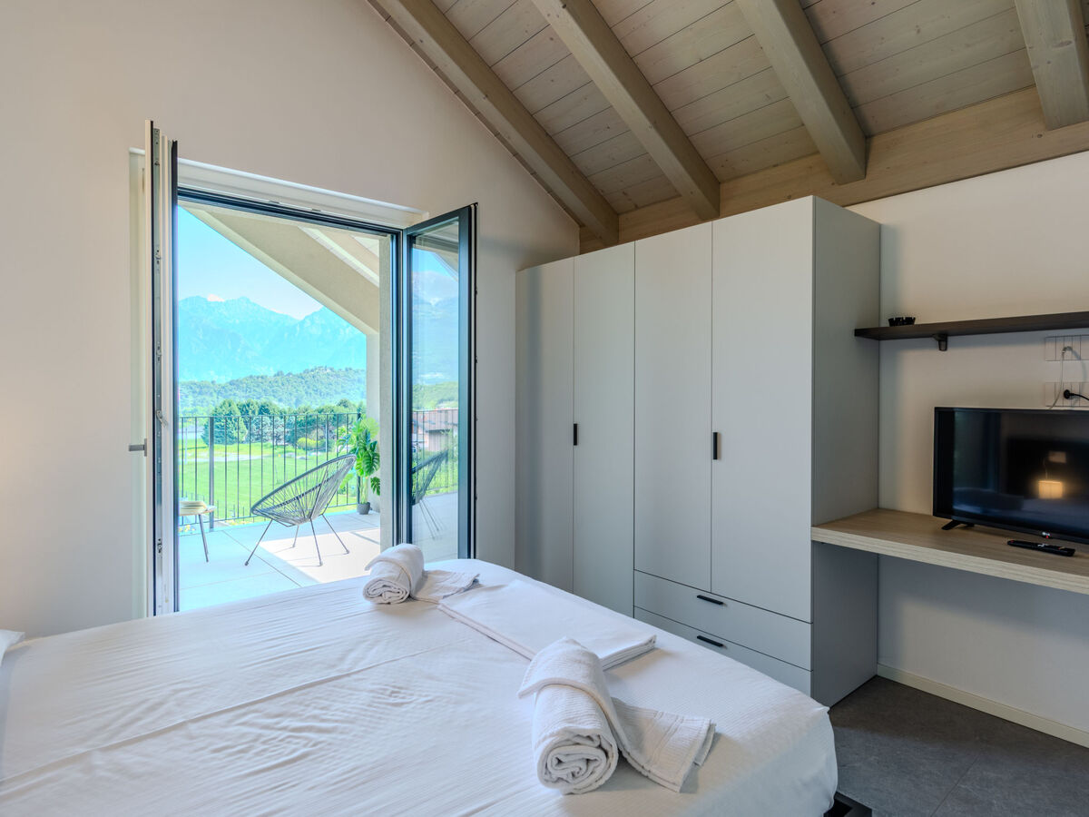 Villa La Serena à Colico, 5 chambres avec piscine - Photo 24