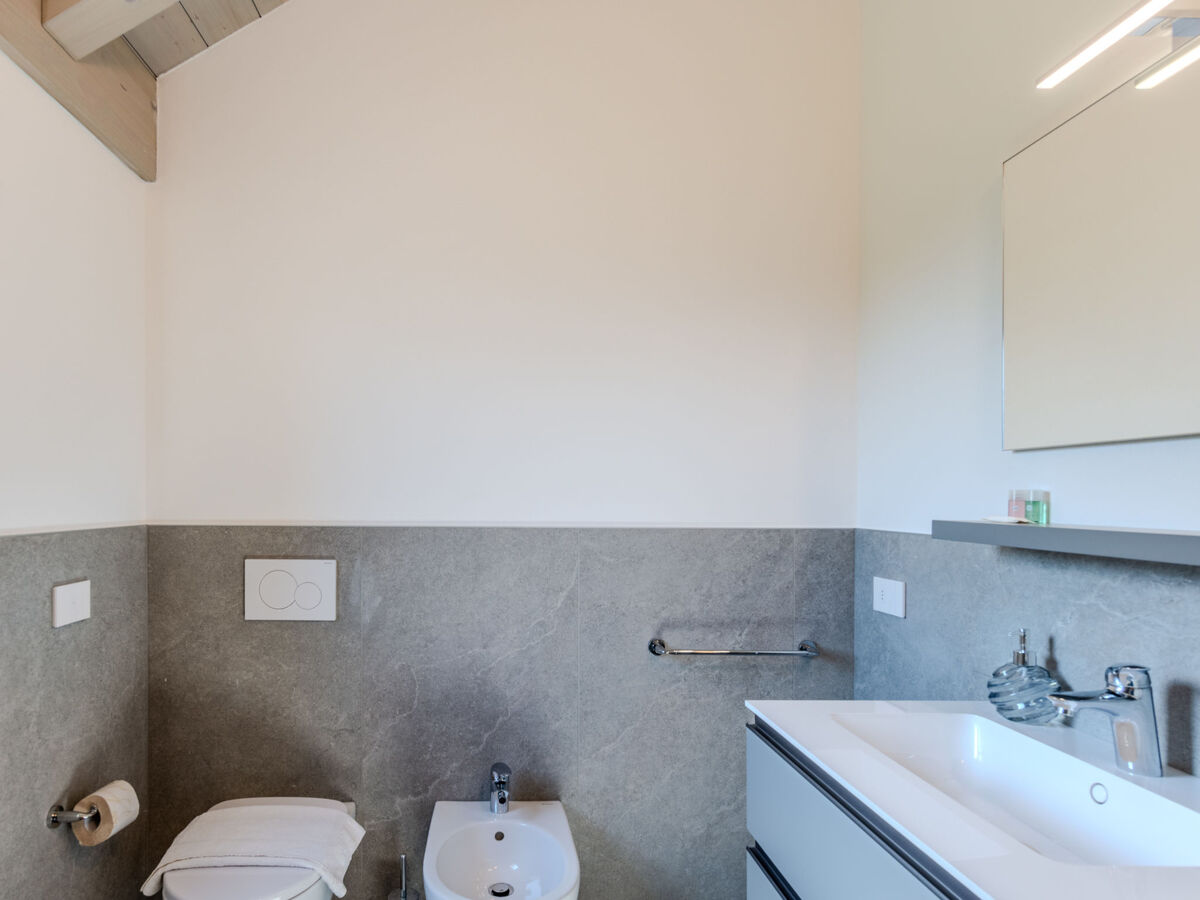 Villa La Serena à Colico, 5 chambres avec piscine - Photo 34