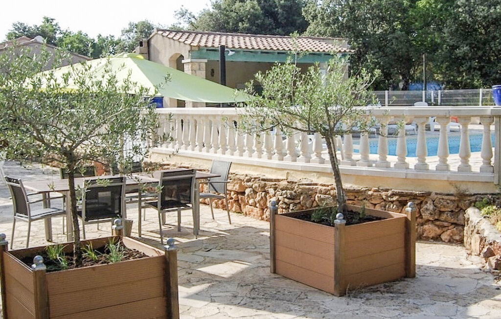 Maison 5 chambres avec piscine à Regusse - Photo 9