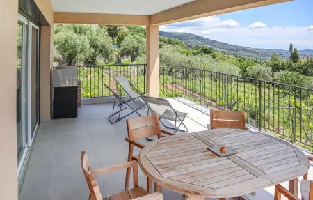 Maison 160 m² vue panoramique vignobles Speracedes : photo 2