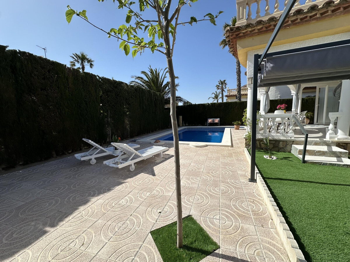 Villa 3 chambres piscine privée à Miami Platja - Photo 6