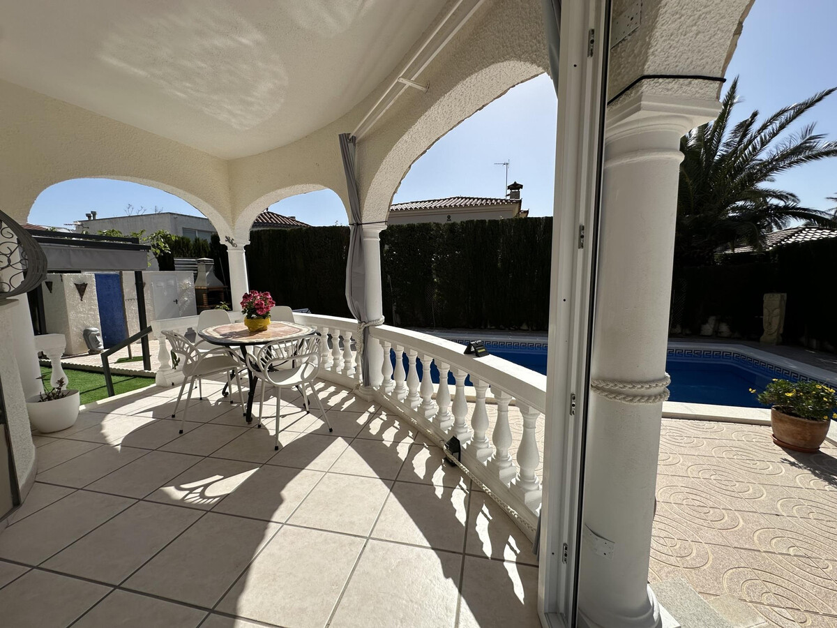Villa 3 chambres piscine privée à Miami Platja - Photo 11