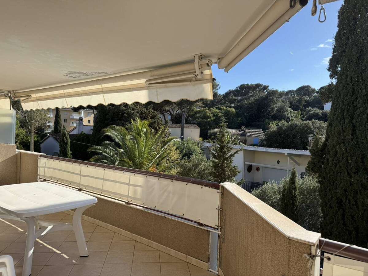 T2 climatisé avec terrasse à Cavalaire-sur-Mer - Photo 1