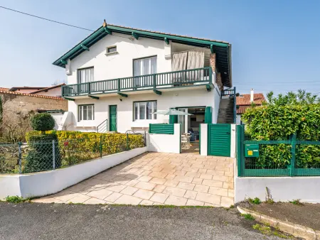 Studio 17 m² Saint-Jean-de-Luz, terrasse et parking : photo 17