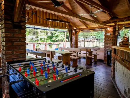 Chalet Pine Hill à Klenovnik – piscine et forêt : photo 31