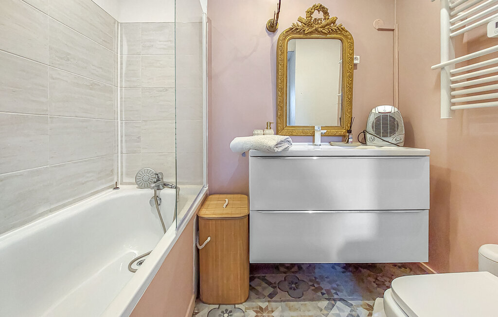 Maison pierre et poutres avec jacuzzi à Mouton - Photo 29