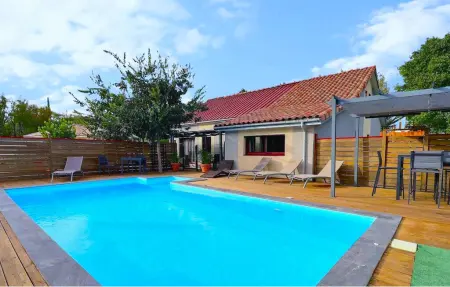 Maison 5 chambres piscine chauffée Ardèche : photo 10