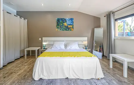 Maison 5 chambres piscine chauffée Ardèche : photo 21