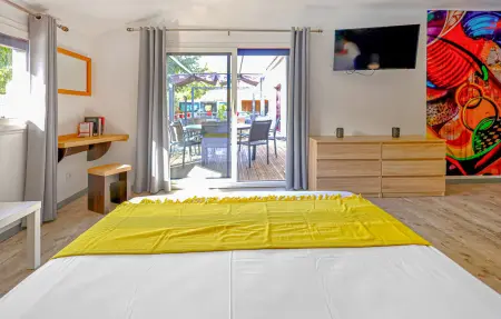 Maison 5 chambres piscine chauffée Ardèche : photo 22