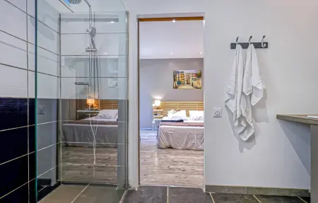 Maison 5 chambres piscine chauffée Ardèche : photo 32