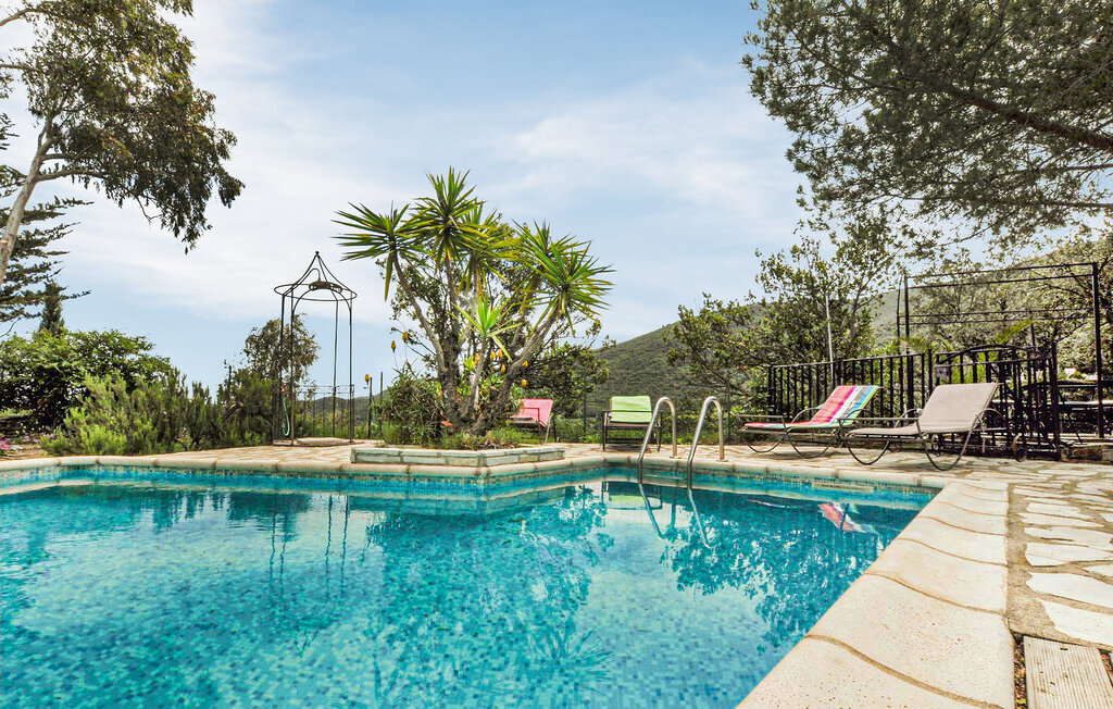 Maison 5 chambres avec piscine et jacuzzi à Rigarda - Photo 9