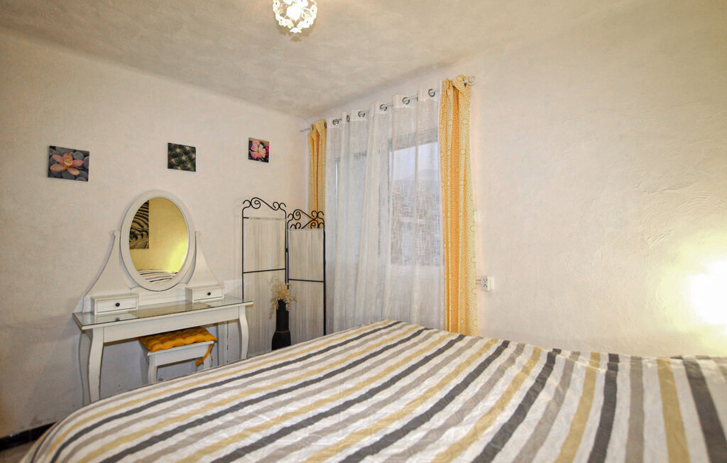 Maison 5 chambres avec piscine et jacuzzi à Rigarda - Photo 18