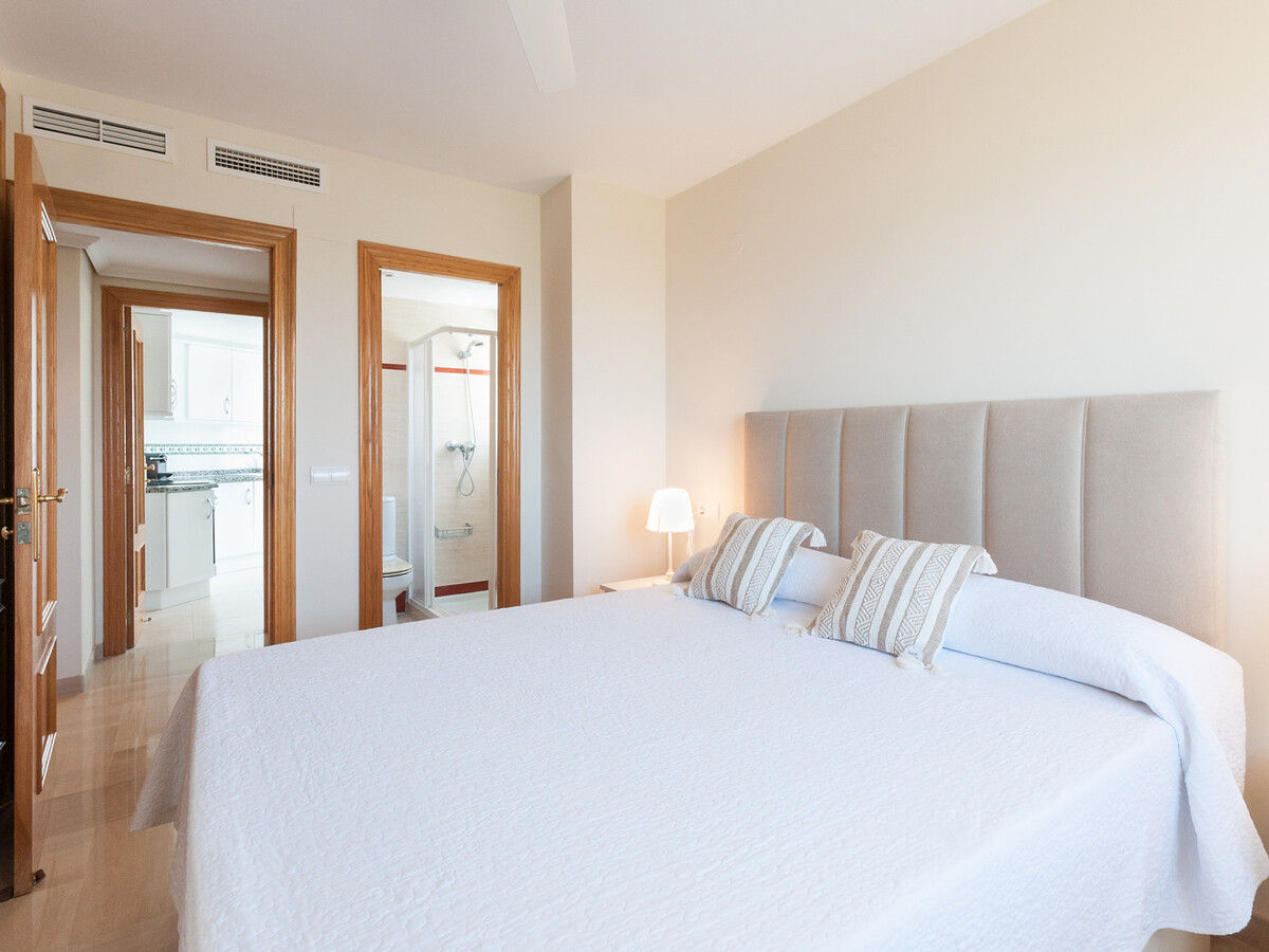 Appartement luxe bord de mer, 6 pers., piscine à Gandía - Photo 13