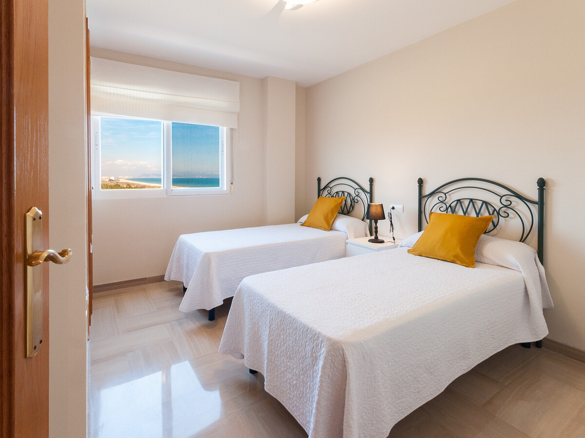Appartement luxe bord de mer, 6 pers., piscine à Gandía - Photo 16