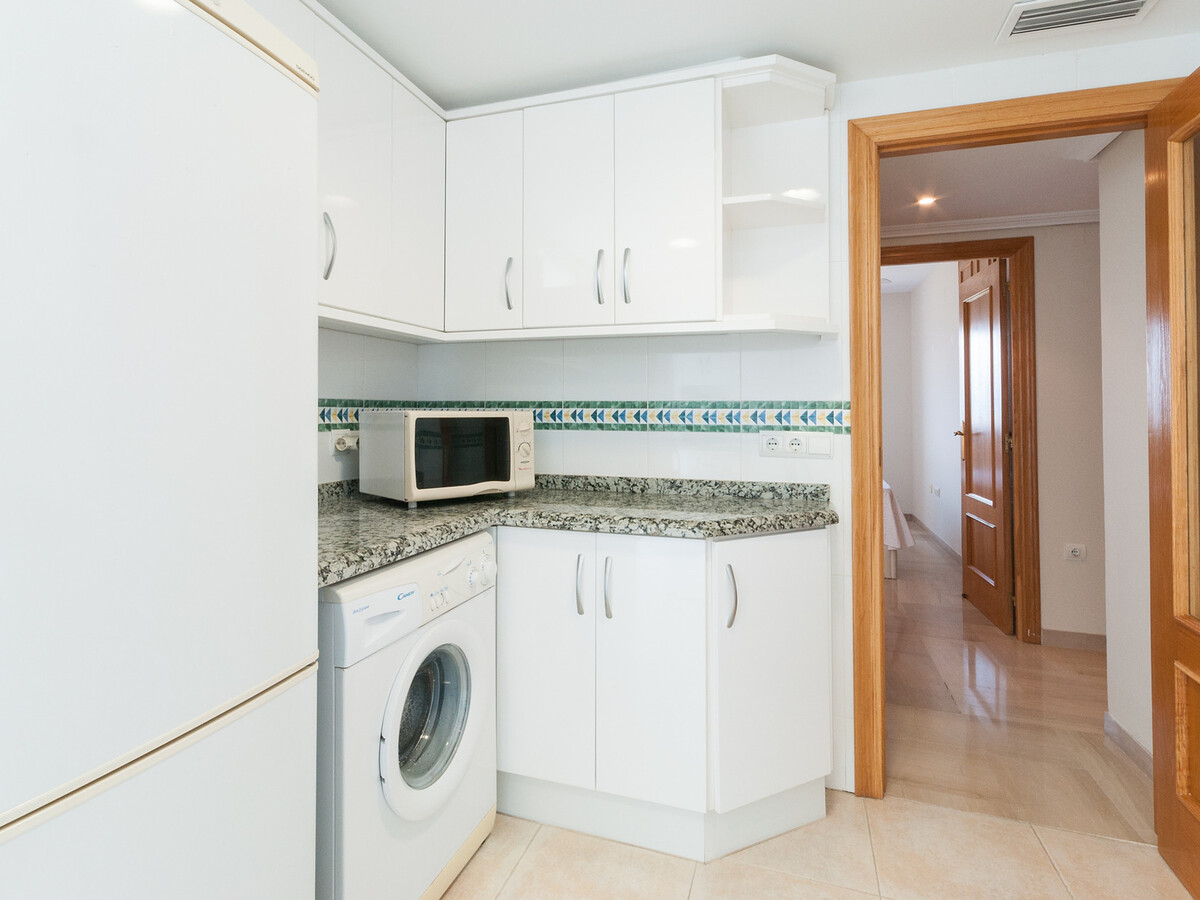 Appartement luxe bord de mer, 6 pers., piscine à Gandía - Photo 24