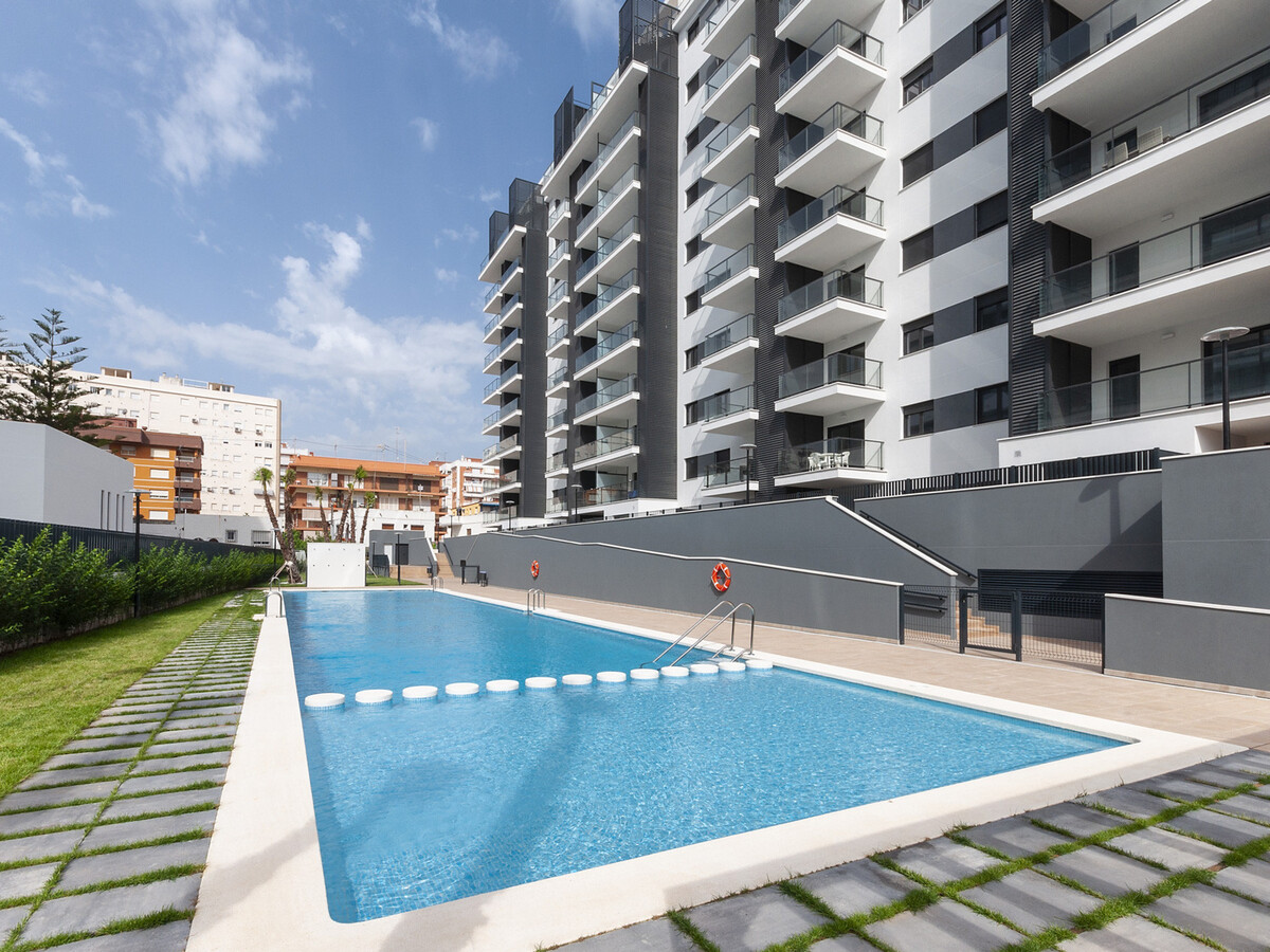 Appartement 75m² vue mer et montagne, 200m plage - Photo 2