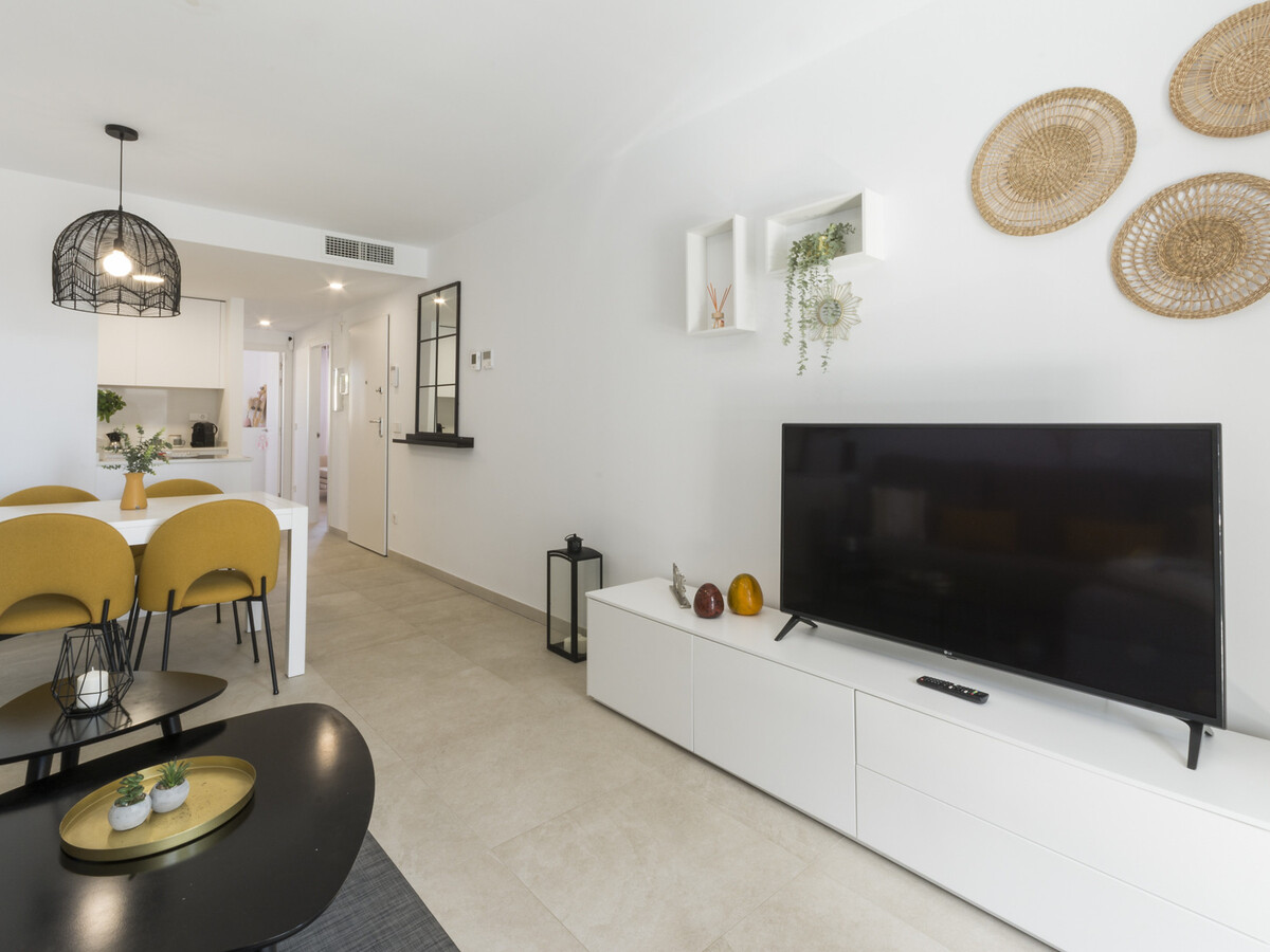 Appartement 75m² vue mer et montagne, 200m plage - Photo 9