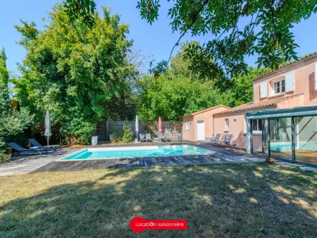 Location maison à Lagord, Grande Maison 5 chambres avec Piscine à Lagord, Cap. 10 Pers